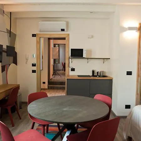 Annama Coliving Privatunterkunft *